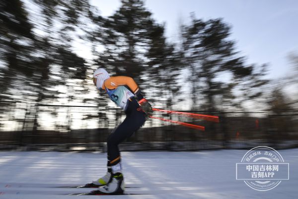 完美体育2024第二十二届中国长春净月潭瓦萨国际滑雪节开幕啦！(图3)