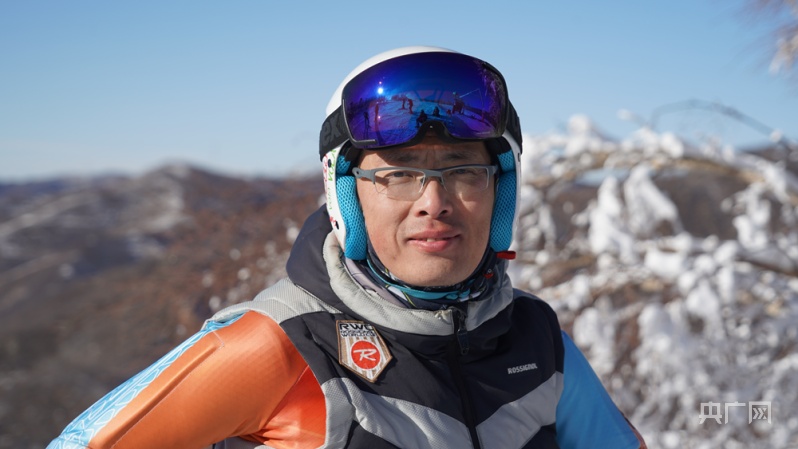 四季冬奥｜非雪季想练滑雪怎么办？听滑雪医生支招儿(图1)