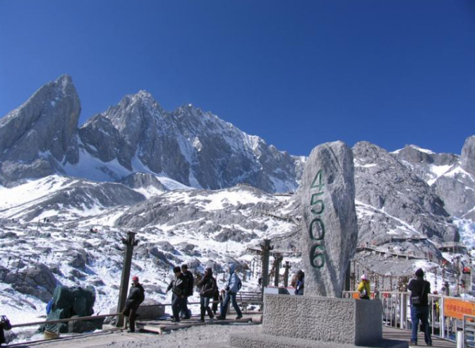 2024玉龙雪山滑雪场介绍（开放时间+门票价格+景区简介）(图1)