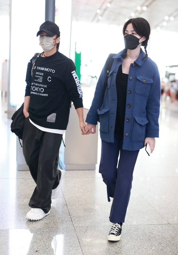 闹大了！谢霆锋大儿子恋上46岁女教练张柏芝被气进医院(图11)