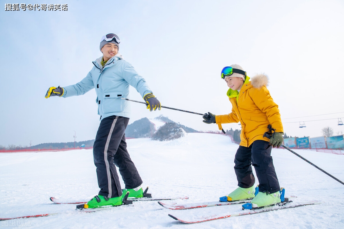 【滑雪知识】滑雪有许多极其重要的完美体育网站规则：必须遵守的7条规则(图5)