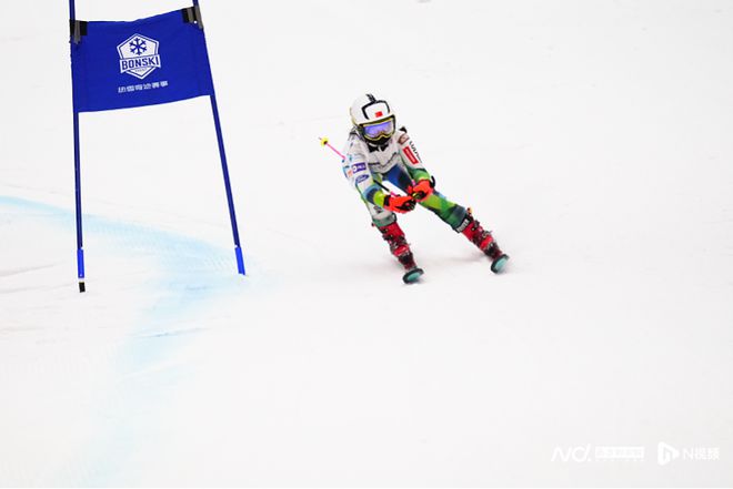 湾区同心助威十五运！粤港澳大湾区完美体育网站滑雪精英挑战赛开赛(图5)