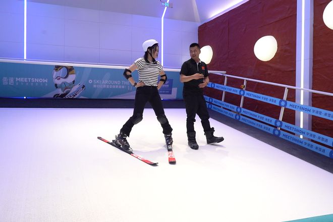 赛车竞速、滑雪冒险……上海首店打开嘉定夜生活新方式(图4)