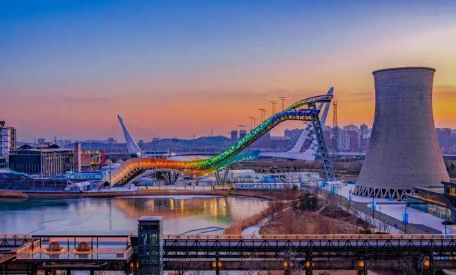 完美体育网站2024年滑雪大跳台世界杯精彩延续！(图1)