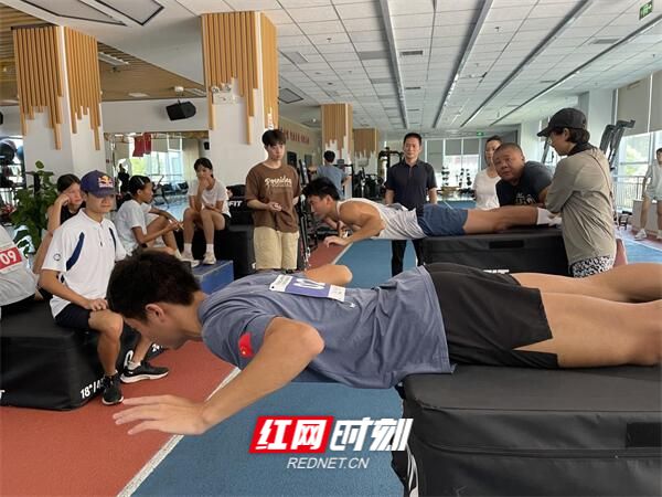 2024湖南省滑雪登山队跨界跨项选材在长沙举行(图3)