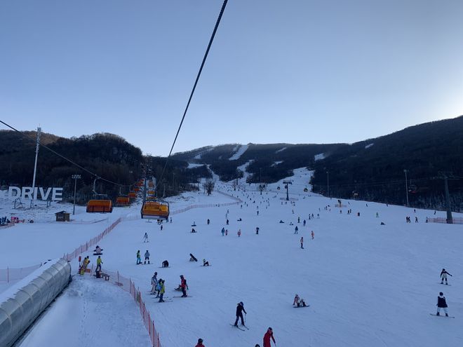 走近冬奥冬奥会临近掀单板滑雪运动热潮(图1)