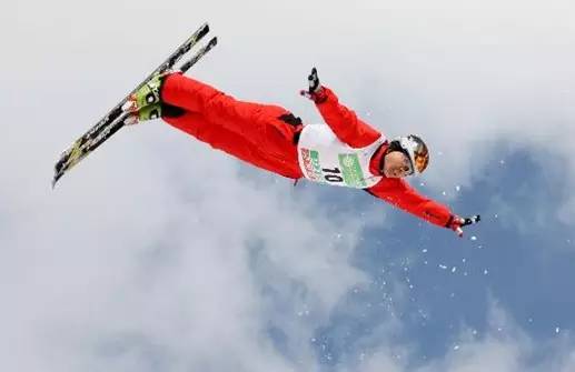 365·项目推广]自由式滑雪集高山滑雪杂技于一身(图2)