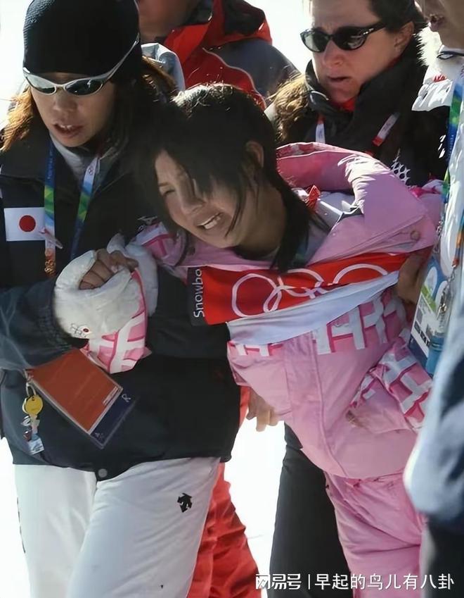 从世界冠军沦为万人唾骂从“天才”到“烂泥”如今逆风翻盘完美体育网站(图9)