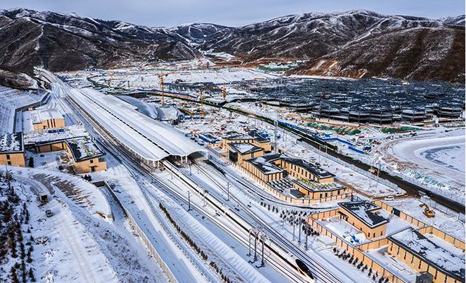 世界山地旅游发展趋势报告丨世界山地旅游热门领域及典型目的地——冰雪(图3)