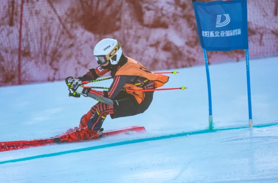 电音节、灯光秀、小烧烤……沈阳今冬冰雪季有新玩法！(图1)