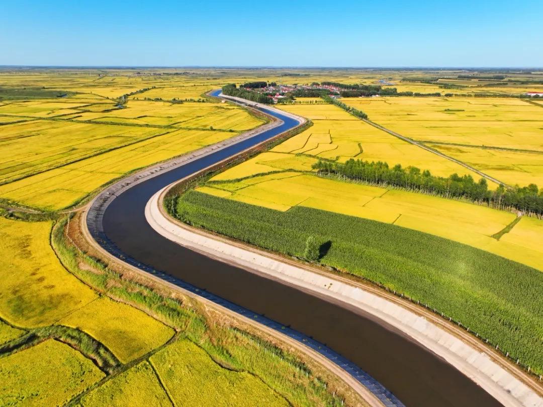 早八条丨全体公民法定节假日增加2天！最新放假办法来了我省3人荣登2024年第三季度“中国好人榜”(图3)