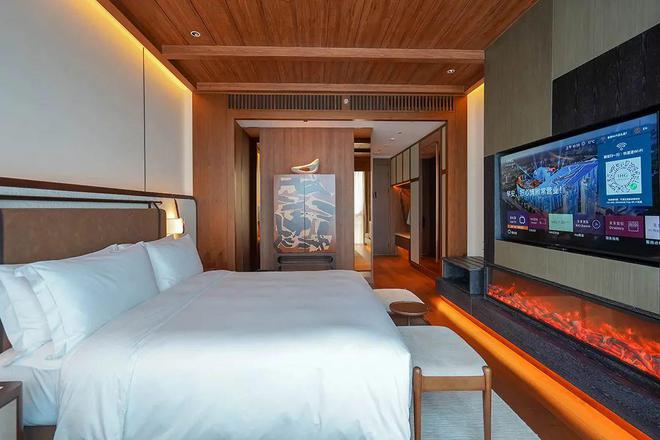 “全球最大”室内滑雪场正式开放(图12)