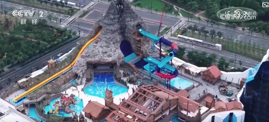 冰雪消费带动周边产业反季节滑雪成长三角旅游新热点(图4)