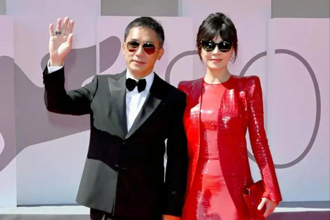 事实证明61岁久居日本的丁克一族梁朝伟早已选择了另一种人生(图5)