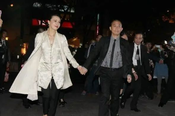 事实证明61岁久居日本的丁克一族梁朝伟早已选择了另一种人生(图12)