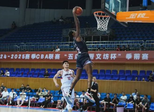 25分+28分+30分！广东超级外援季前赛上演降维打击杜锋成大赢家(图2)