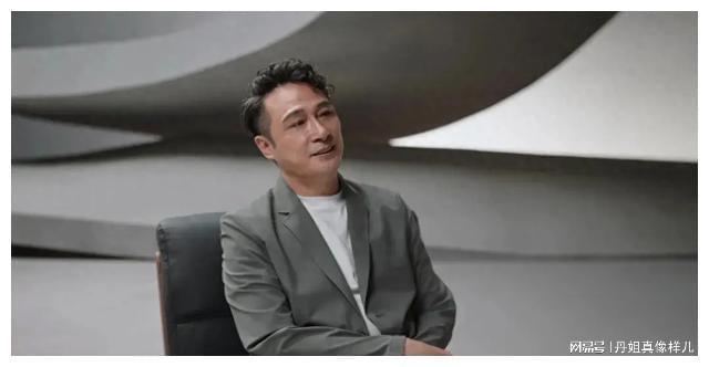 吴镇宇一身反骨的儿子吴费曼频上热搜的背后是沉重的父爱(图3)