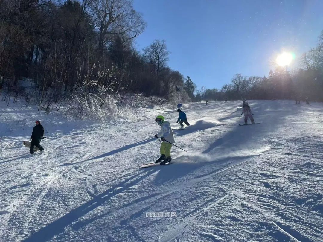 亚布力阳光滑雪场高级雪道盛大开板(图2)