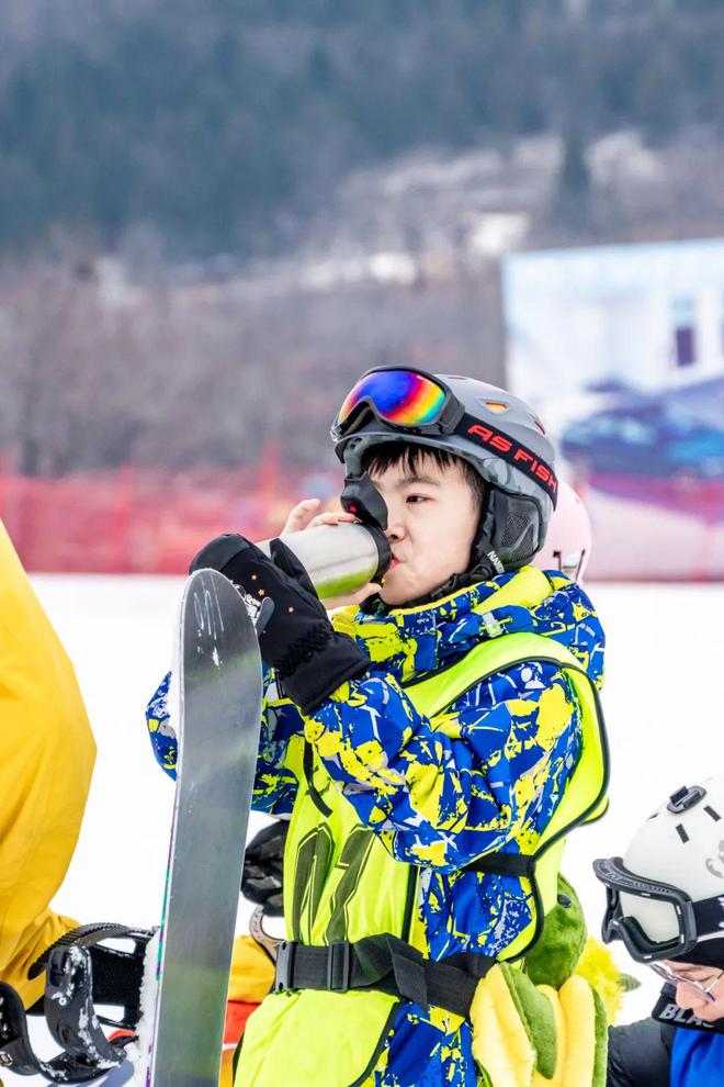 可以天天回家！北京家门口的专业滑雪营世界冠任技术顾问！(图4)