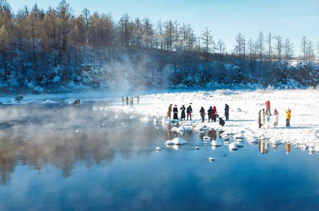 完美体育岭上兴安热“雪”沸腾(图4)