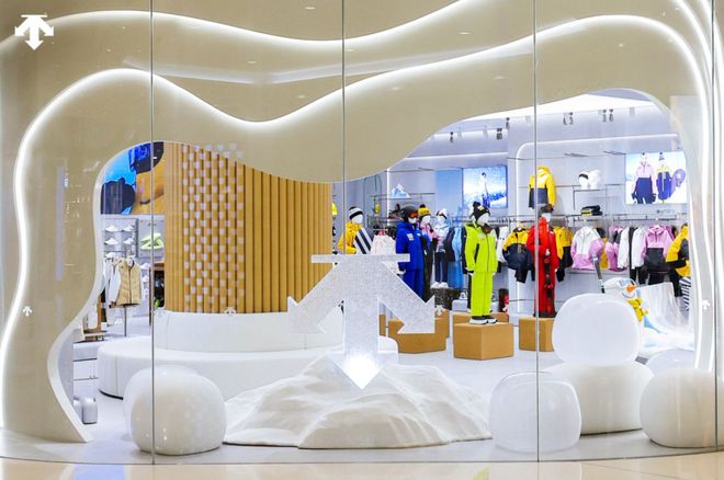 自顶峰而来任热雪去飞迪桑特儿童首家品牌概念店——成都IFS店盛大揭幕(图1)