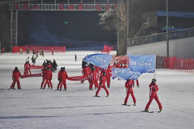 “全国大学生吉林喊你来滑雪”活动启动“吉林滑雪通”20版上线(图9)