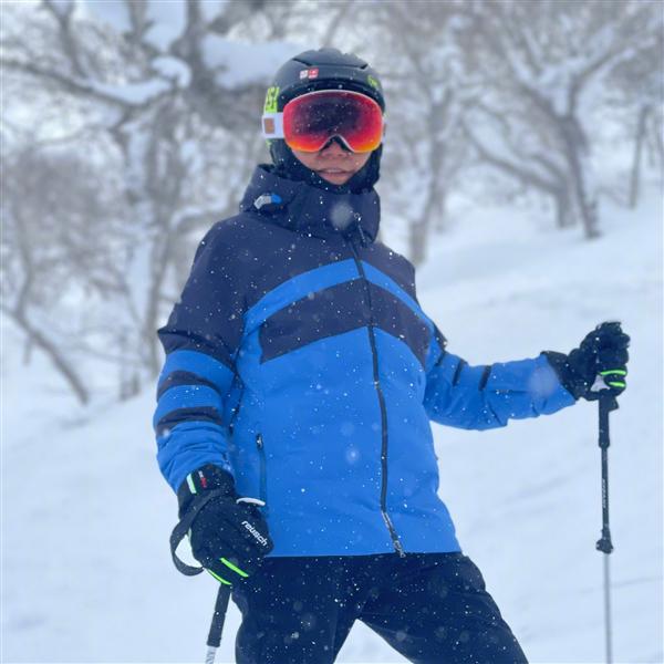 雷军解锁新技能滑野雪：滑了6天、非常容易上瘾(图1)