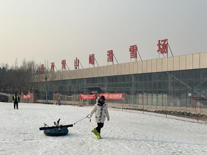 肥城：“冰雪热”点燃新年味(图2)