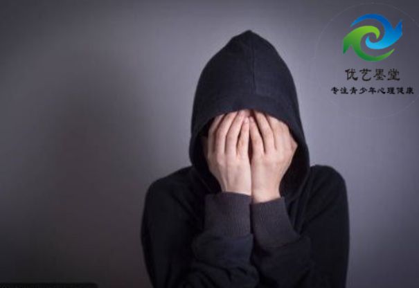 陕西优艺墨堂心理咨询公司来解答教你如何管理青少年电子设备使用(图3)