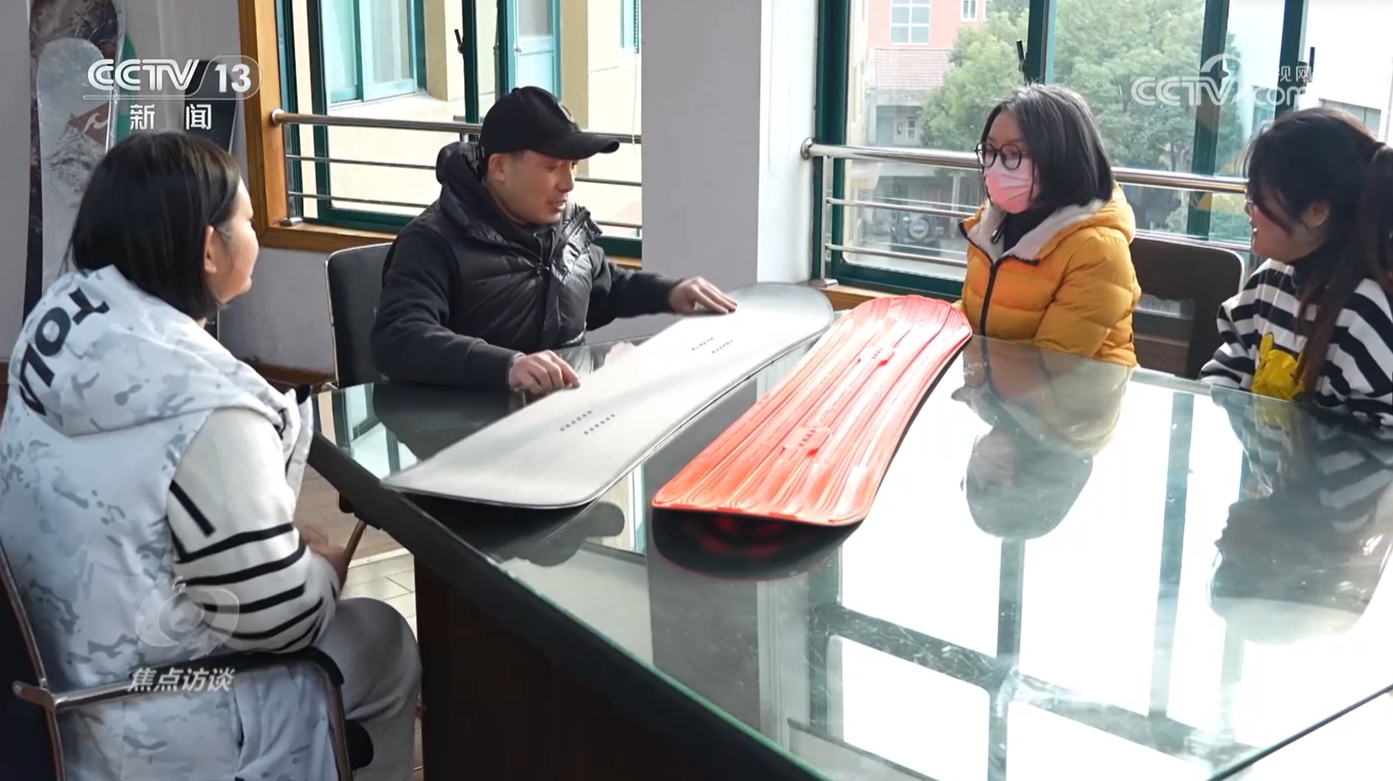 完美体育冰雪春天从北到南冰雪运动点燃经济增长新引擎(图10)