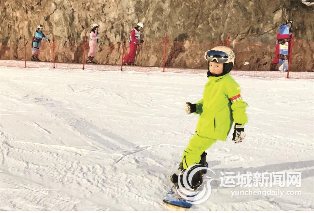 雪季收尾冰雪激情不止(图2)