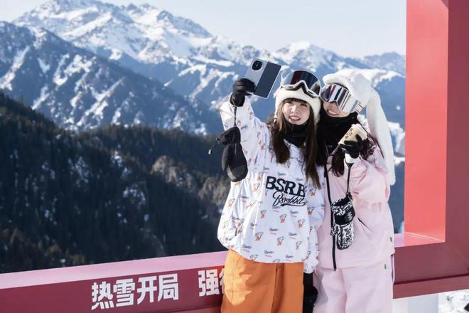 过年到丝绸之路滑雪场完美体育遇见新疆人的冬日潇洒(图2)