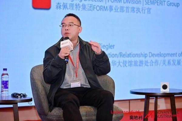 罗赟携约顿气膜低碳方案亮相2025奥地利冰完美体育网站雪论坛推动行业绿色升级(图2)