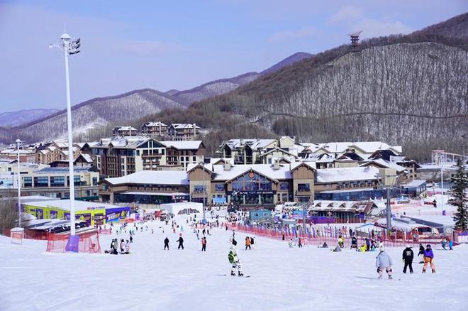 吉林市冰雪试验区2024—2025雪季热“雪”沸腾北大湖四季旅游即将“火力全开”(图1)