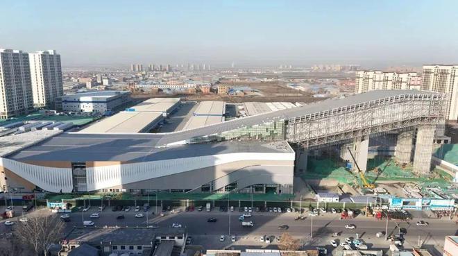 30亿！石家庄新地标！正定深国际·真悦天地项目封顶！华北最大室内滑雪场即将开业(图1)