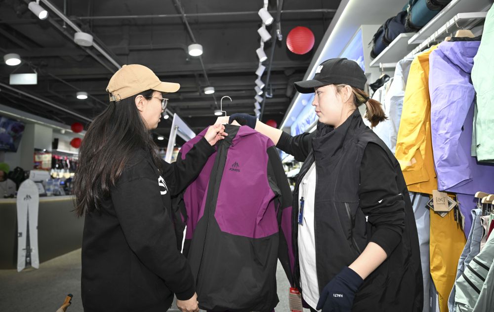 冰雪运动成就新疆文旅新名片(图23)