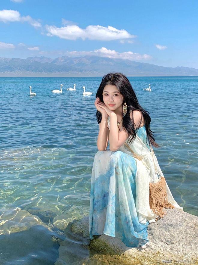 完美体育新疆旅游季节几月份去最好揭秘！(图1)