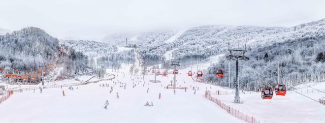 从世界级雪场“滑”进冰雪旅游赛道(图1)