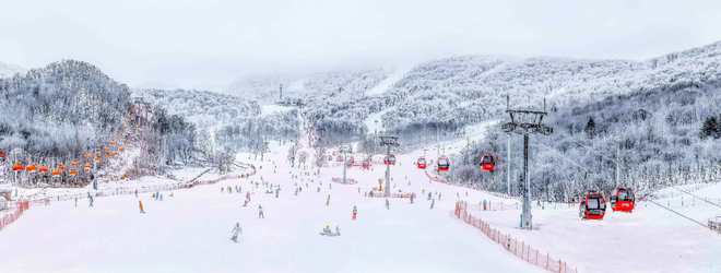 央地合作大型冰雪项目！中旅国际收购吉林松花湖滑雪度假区(图1)