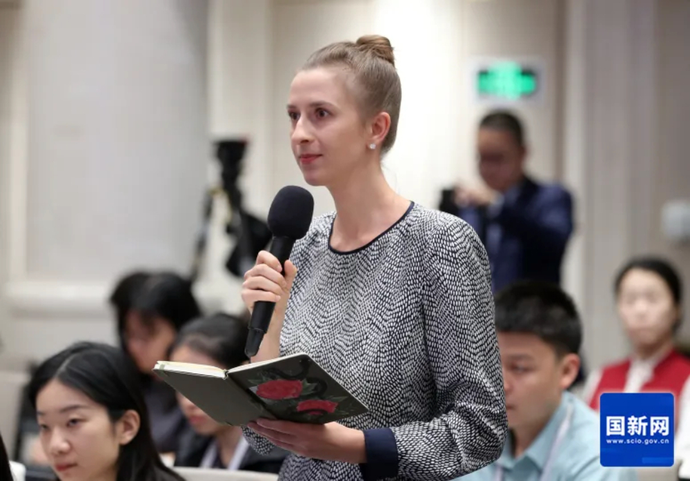 中外妇女热议白皮书妇女全面发展的“中国经验”获赞(图1)