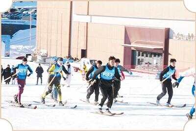 这里不仅有喀纳斯湖、可可托海还有“人类滑雪起源地”“中国雪都”引来八方客——“老外”吉马的阿勒泰（边城见闻）完美体育网站(图3)