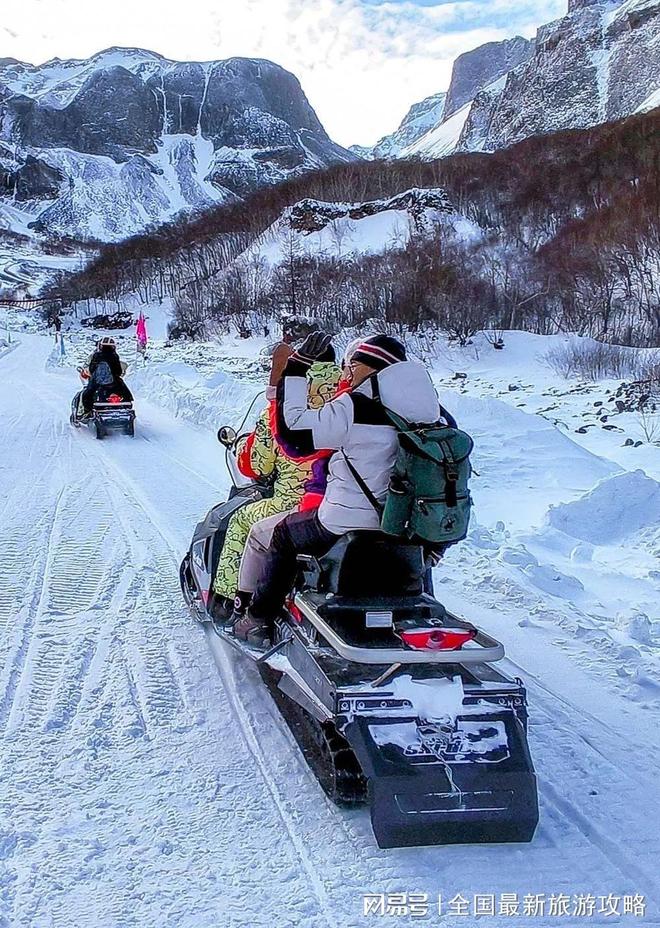 11月哈尔滨旅游：东北五天四晚报价及必打卡景点分享看完就(图1)