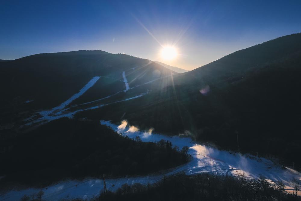 acontent完美体育(图1)