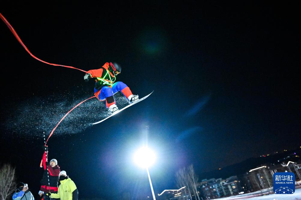 新雪季开启!影像见证中国滑雪“华丽转身”(图24)