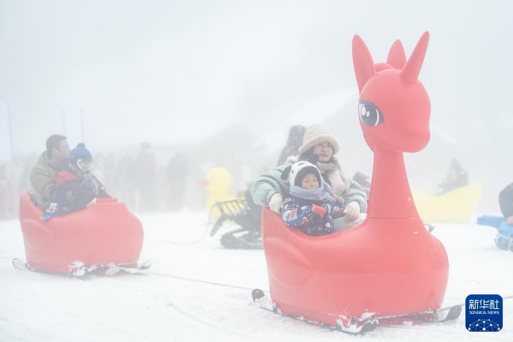 新雪季开启!影像见证中国滑雪“华丽转身”(图30)