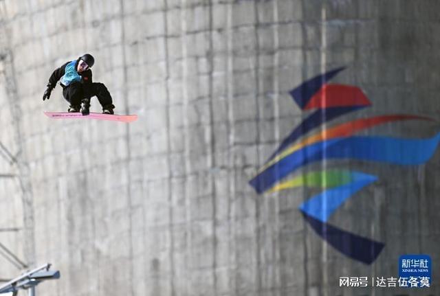 时光相册丨新雪季开启!影像见证中国滑雪“华丽转身”(图20)