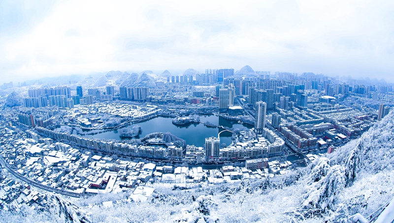 贵州六盘水:“一冷一凉”撬动“热经济”(图2)