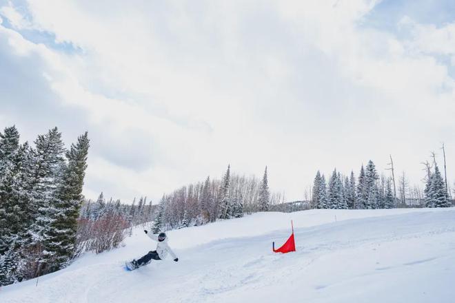 阿斯本雪堆山滑雪村202425雪季精彩活动完美体育等你来参加!(图12)