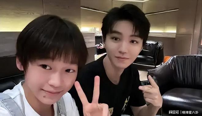 滑雪风波再升级?全红婵现身王俊凯话剧现场令人担心的事情发生(图1)