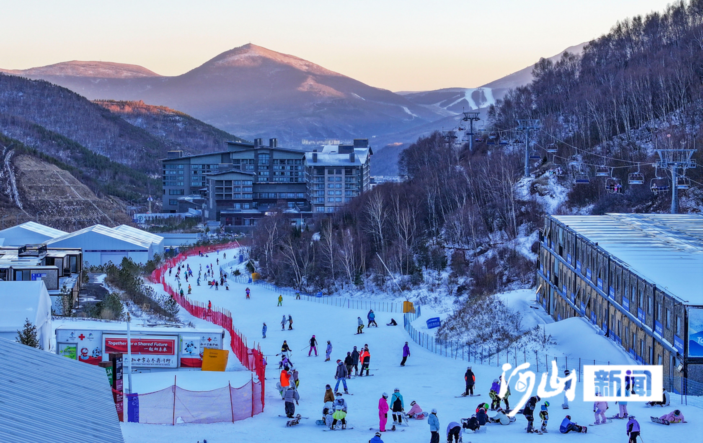 完美体育牢记嘱托感恩奋进｜冬奥村变形记(图2)